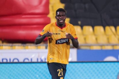 Barcelona se pronuncia sobre el video de Michael Carcelén tomando cerveza