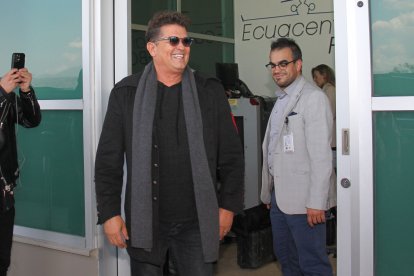 EL CANTANTE COLOMBIANO CARLOS VIVES LLEGO A QUITO PARA REALIZAR SU CONCIERTO QUE DARA ESTA NOCHE EN EL STADIO ATAHUALPA 01  de SEPTIEMBRE   20222 ANGELO CHAMBA Agencia (ag-expreso ag-extra ag-quito)