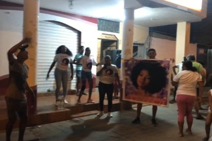 Familiares y amigos se reunieron para festejar el triunfo de la esmeraldeña.