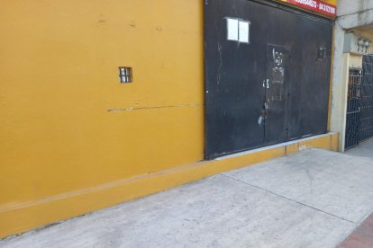 Sujetos balean un negocio, en la vía Perimetral