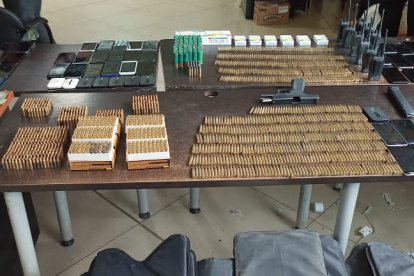 Entre las incautaciones constan 1.92 municiones.