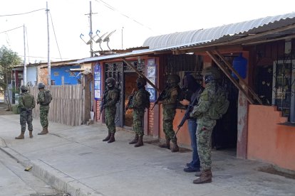 Se allanaron alrededor de 500 casas y se decomisó droga.