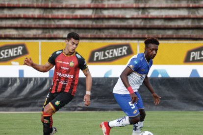 Deportivo Cuenca (i) recibe a Cumbayá en la fecha 11 de la segunda etapa de la LigaPro.