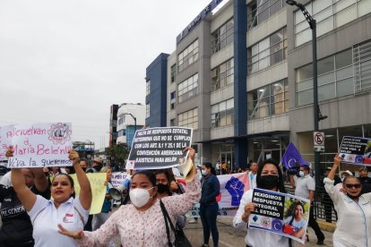 En Guayaquil también piden justicia por María Belén Bernal