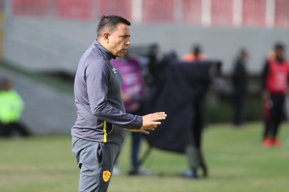Aucas, de la mano de César Farías, se mantiene firme en el liderato de la segunda etapa de la LigaPro.