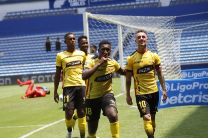 Los amarillos se impusieron 1-3 en el estadio George Capwell y todavía tiene un partido con Aucas como local.