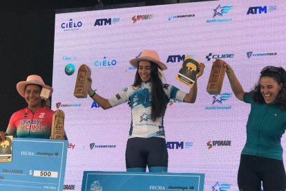 Ana Vivar, del Movistar Best PC, se quedó con el título de la competencia ciclística que se desarrolló en Guayaquil.