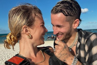 Ricky Montaner y Stefi Roitman