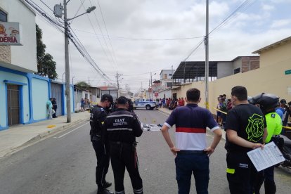 Manabí: Mujer fue embestida en una calle de Manta y murió en el acto