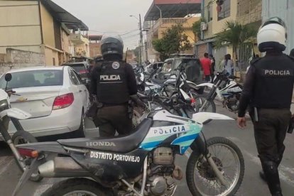 Esperaba a un familiar cuando fue ejecutado a bala