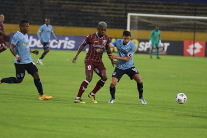 Con 18 puntos, 9 de Octubre está en el fondo de la tabla acumulada.