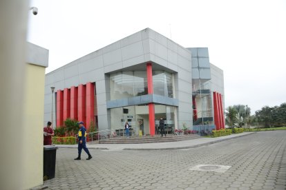 El decapitado fue llevado hasta el Centro Forense de Santo Domingo  de los Tsáchilas.