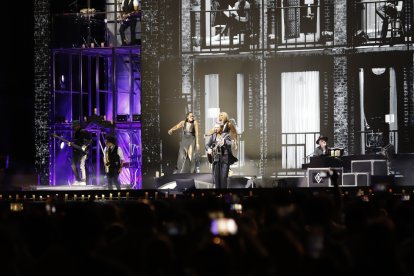 Ricardo Arjona brindó un concierto en el estadio Alberto Spencer.