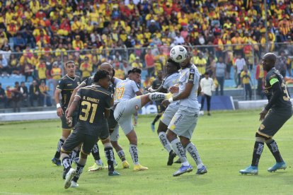 Aucas y Cumbayá empataron 0-0 en la fecha 12.
