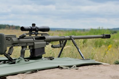 Esta ‘salvajada’ 
de rifle puede penetrar el blindaje de un carro con un espesor de más de 
2,5 cm a menor distancia.