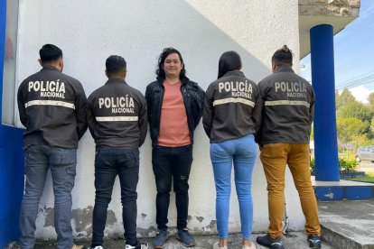 El sujeto solía recibir dinero de sus padres para mantener su vida en la clandestinidad.