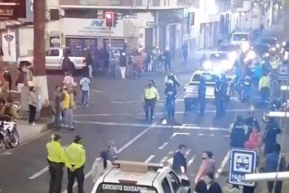 Un muerto y dos heridos en centro de Ambato