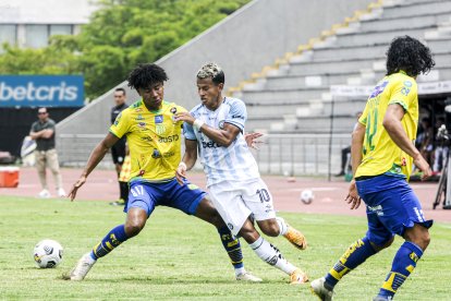 Jordan Rezabala fue el encargado de manejar las jugadas de peligro de Guayaquil City.