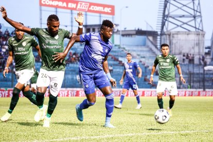 El Bombillo empata en Quevedo y ve lejos el ganar la etapa