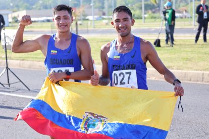 David Hurtado (Izq) y Daniel Pintado (Der) consiguieron las medallas de oro y plata para Ecuador.