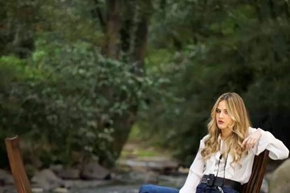 La cantante Mar Rendón estrenó videoclip del tema 'Laura no está'.