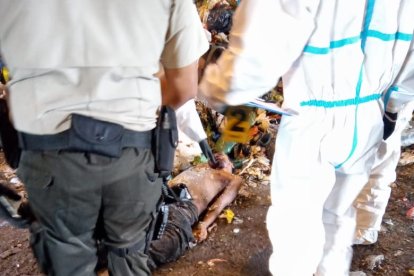 El hombre no portaba documentos de identificación.