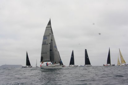 Las embarcaciones partieron desde Salinas.