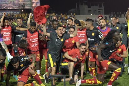 Su clasificación coincide con el liderazgo del entrenador venezolano, que tiene un invicto de 19 partidos.