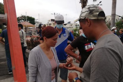 El guardia venezolano relató cómo fue el rescate del piloto.