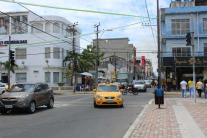 El casco comercial de Esmeraldas sufre las consecuencias de la violencia entre bandas.