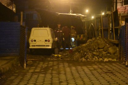 Los obreros fueron atacados en el sitio en el que laboraban.