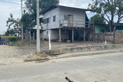 Guayas: Mujer fue acribillada en una vivienda en Balzar