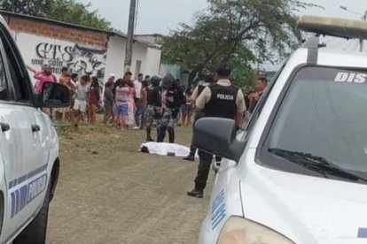 Óscar Sabando tendría unos 25 años de edad, aproximadamente.