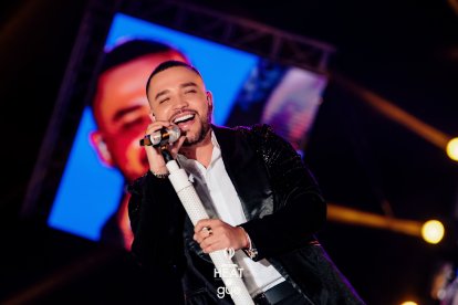 El cantante colombiano en su presentación en Guayaquil.