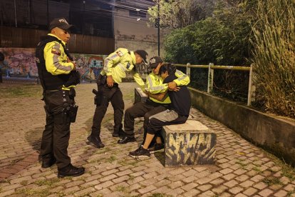 El joven fue llevado a su casa luego del intento de suicidio