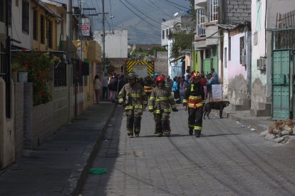 13 bomberos atendieron la emergencia. Se investigan las causas del incendio.