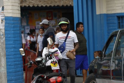 Hubo pánico entre los niños de una escuela del sur porteño. Se hizo una detonación controlada cuando ellos estaban en el sitio.