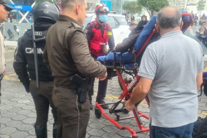 La mujer se encuentra en condición estable.