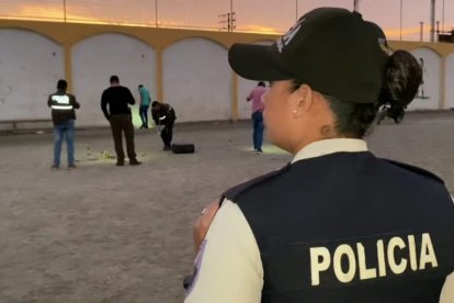 Las autoridades se hicieron presentes en la escena del crimen.