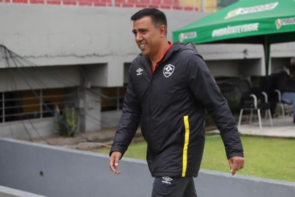 El estratega venezolano de Aucas, César Farías, terminó la temporada regular con 20 partidos sin perder.