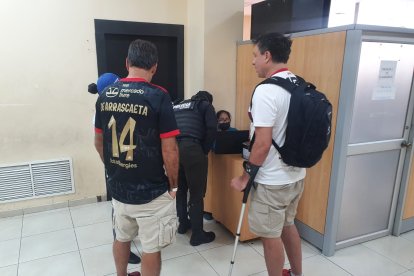 Hinchas que fueron víctimas de la delincuencia, pusieron la respectiva denuncia.