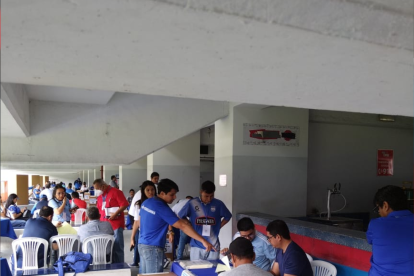 Emelec: Socios empiezan a votar para elegir al nuevo presidente eléctrico