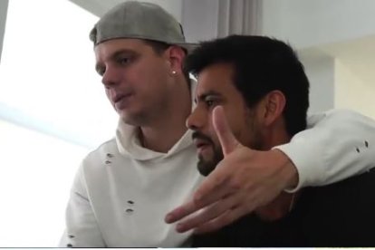 Captura de uno de los videos de Marko con Efraín.