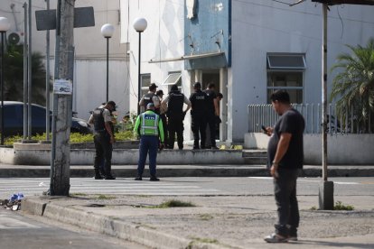 El UPC ubicado en la 14 y Pedro Pablo Gómez fue atacados por sujetos que llegaron en un vehículo sin placa