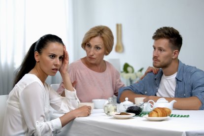 No te dejes amargar el viaje por la ‘family’ de tu amorcito.