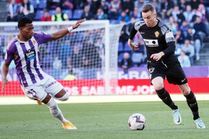 Gonzalo Plata fue titular en el triunfo de Real Valladolid.