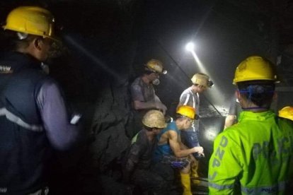Tras varios días de trabajos en la mina lograron dar con el sitio donde yacían los cuerpos.