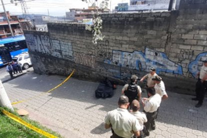 El cadáver fue abandonado en el pasaje Primero de Mayo, de La Comuna.