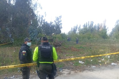 Ambato: Taladores encontraron un muerto con un letrero en el pecho