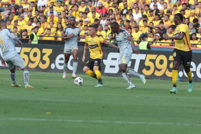 En el juego de ida de la final de la LigaPro, Barcelona perdió de local 1-0 ante Aucas.